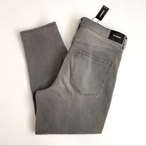 NWT Super High Waist Light Gray Mom Jeans